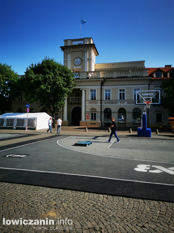 Łowicz. Młodzieżowe Mistrzostwa Polski w Koszykówce 3x3