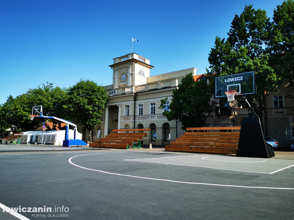Łowicz. Młodzieżowe Mistrzostwa Polski w Koszykówce 3x3