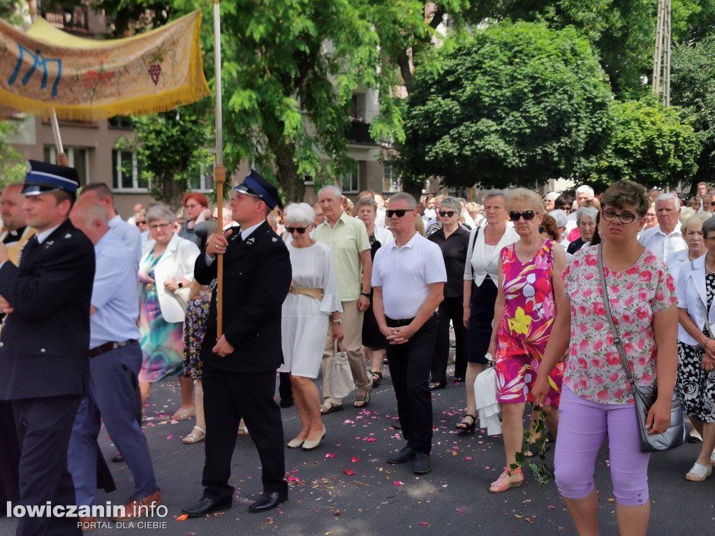 Procesja eucharystyczna przeszła ulicami Łowicza