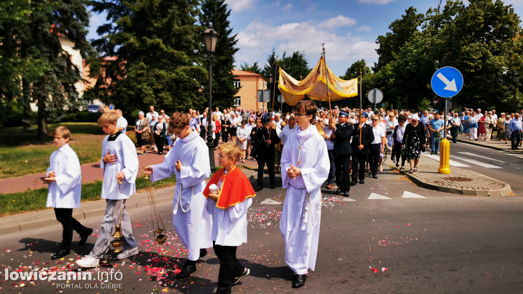 Procesja eucharystyczna przeszła ulicami Łowicza