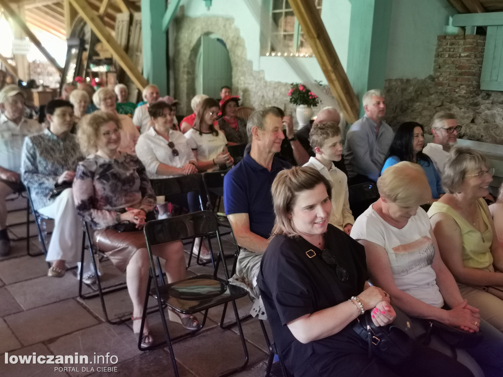 Bębniarze spotkali się na zamku w Łowiczu