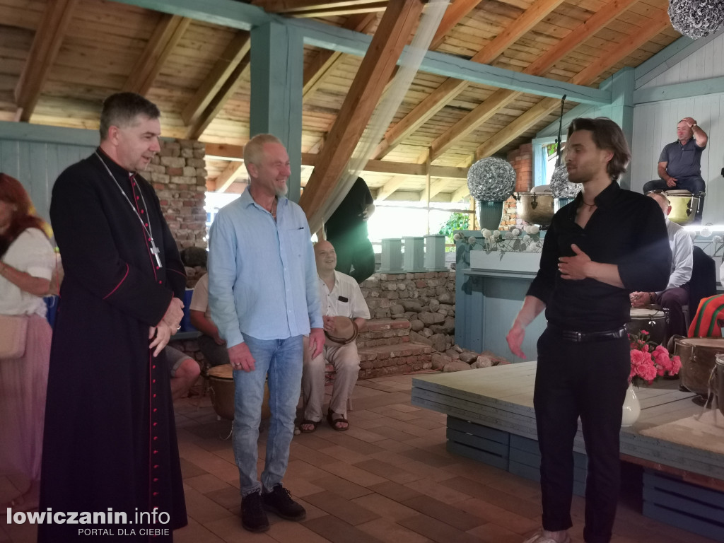 Bębniarze spotkali się na zamku w Łowiczu