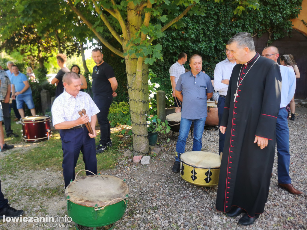 Bębniarze spotkali się na zamku w Łowiczu