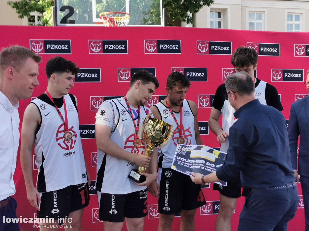 Zakończyły się koszykarskie zmagania w Łowiczu