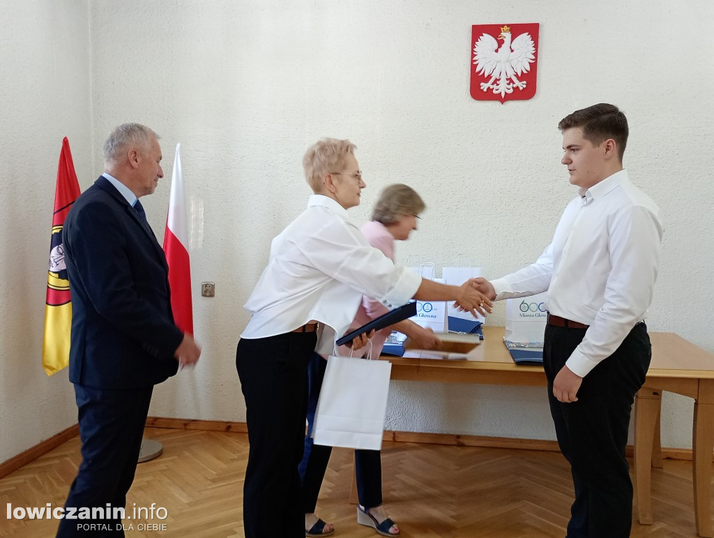 Głowno. Najlepsi uczniowie odebrali nagrody