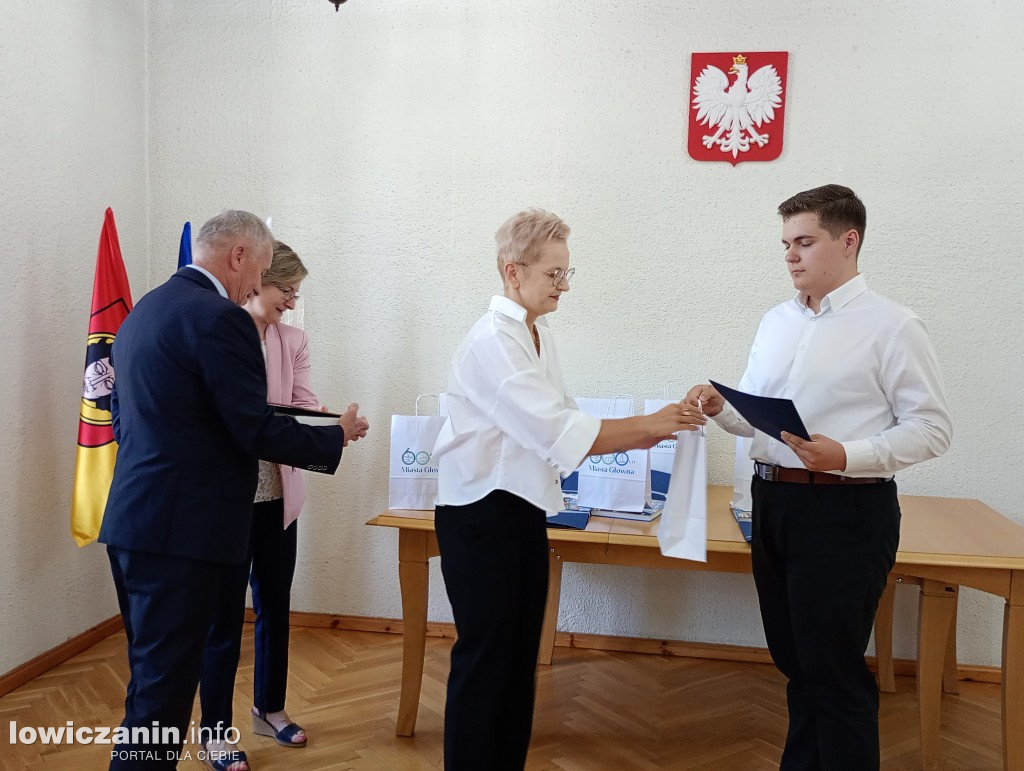 Głowno. Najlepsi uczniowie odebrali nagrody
