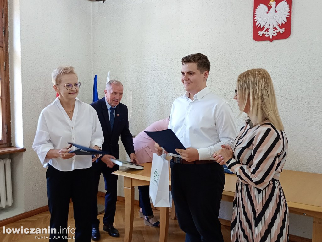 Głowno. Najlepsi uczniowie odebrali nagrody