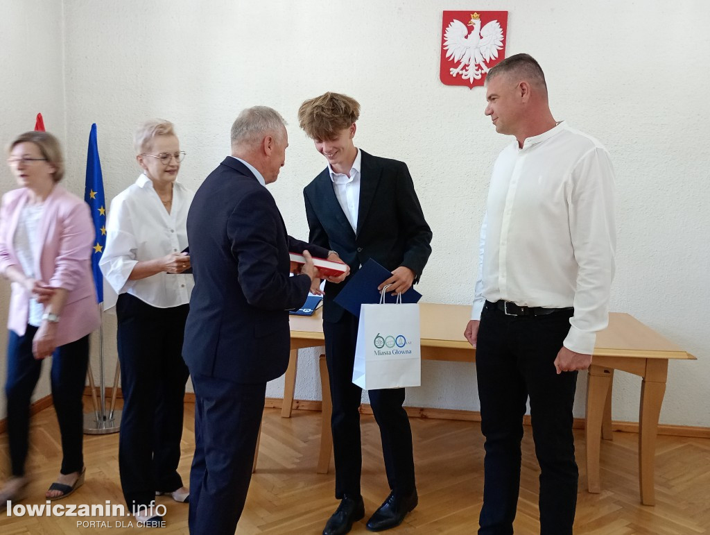 Głowno. Najlepsi uczniowie odebrali nagrody