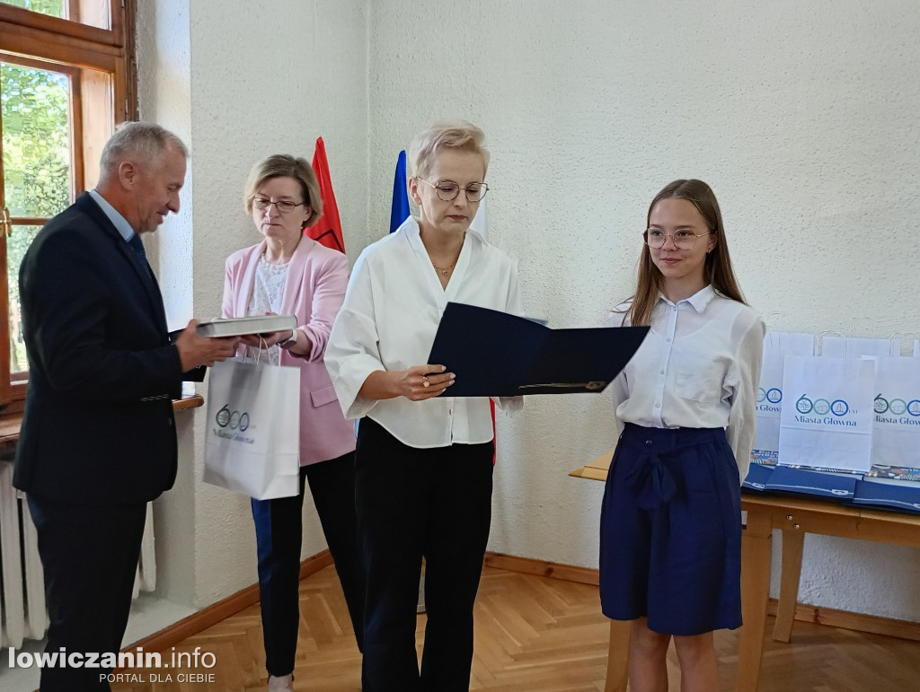 Głowno. Najlepsi uczniowie odebrali nagrody