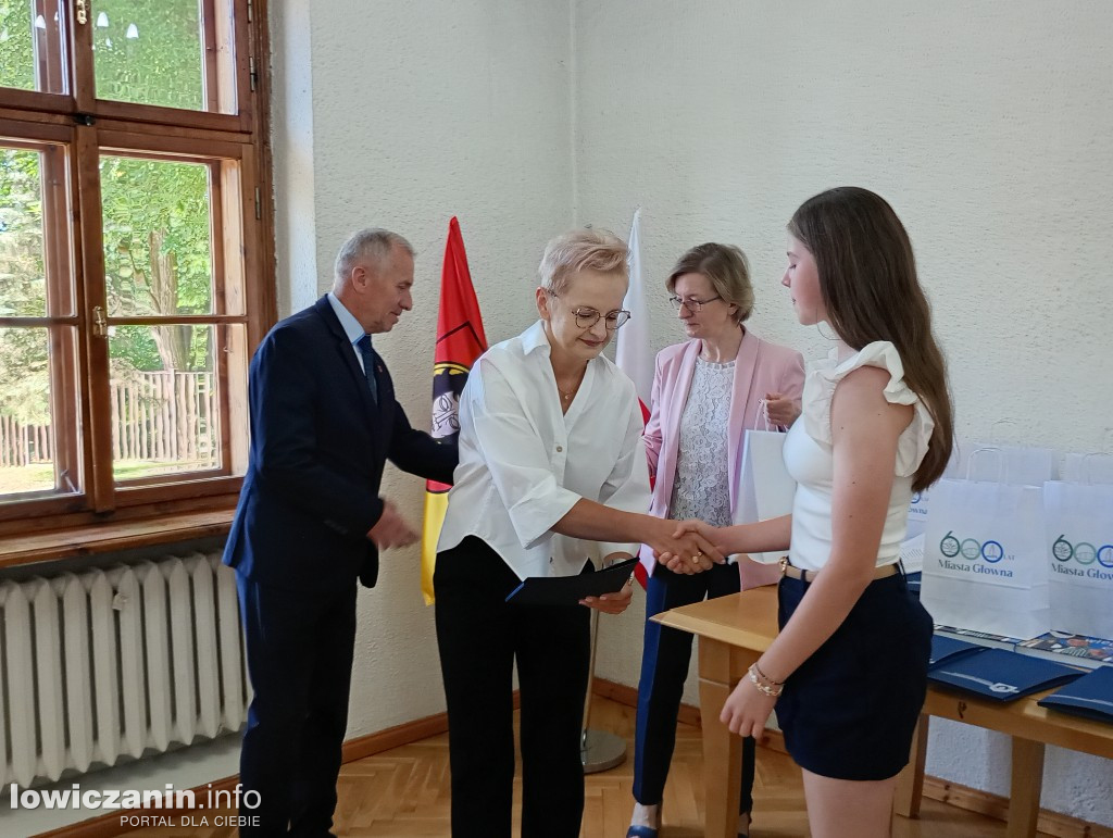 Głowno. Najlepsi uczniowie odebrali nagrody