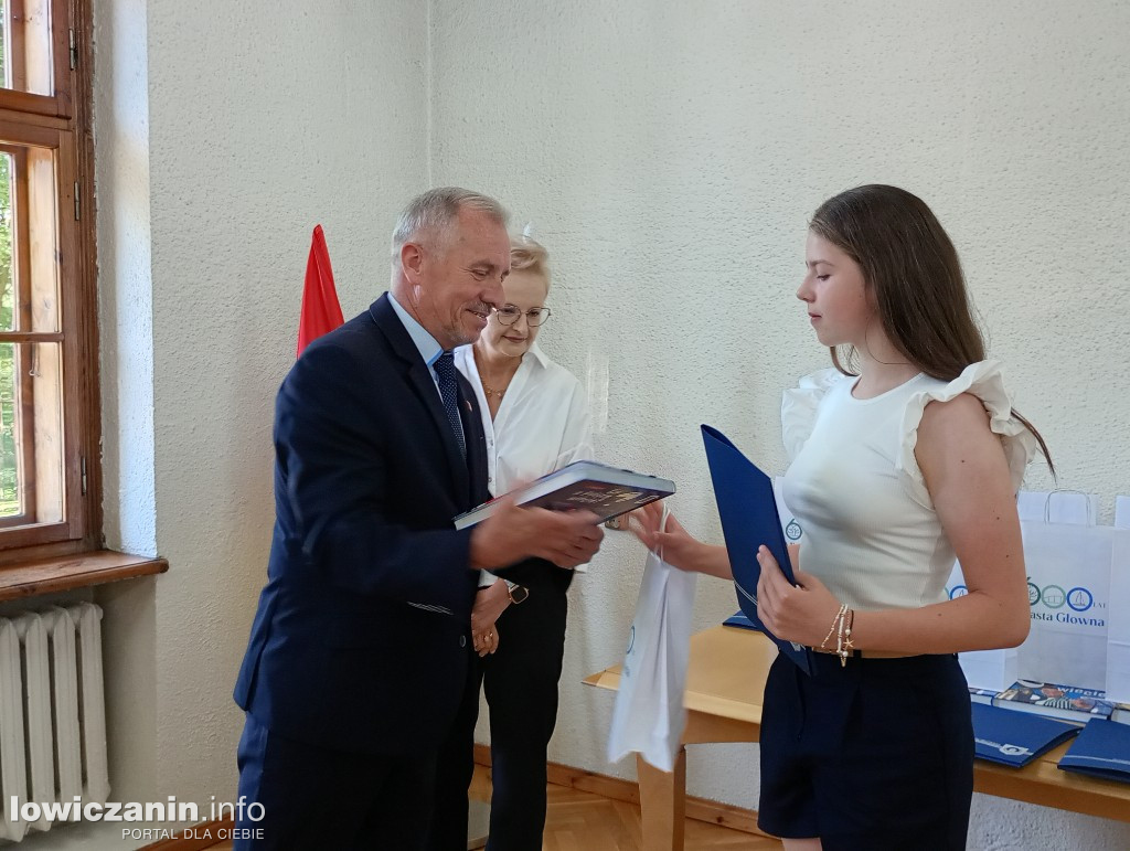Głowno. Najlepsi uczniowie odebrali nagrody