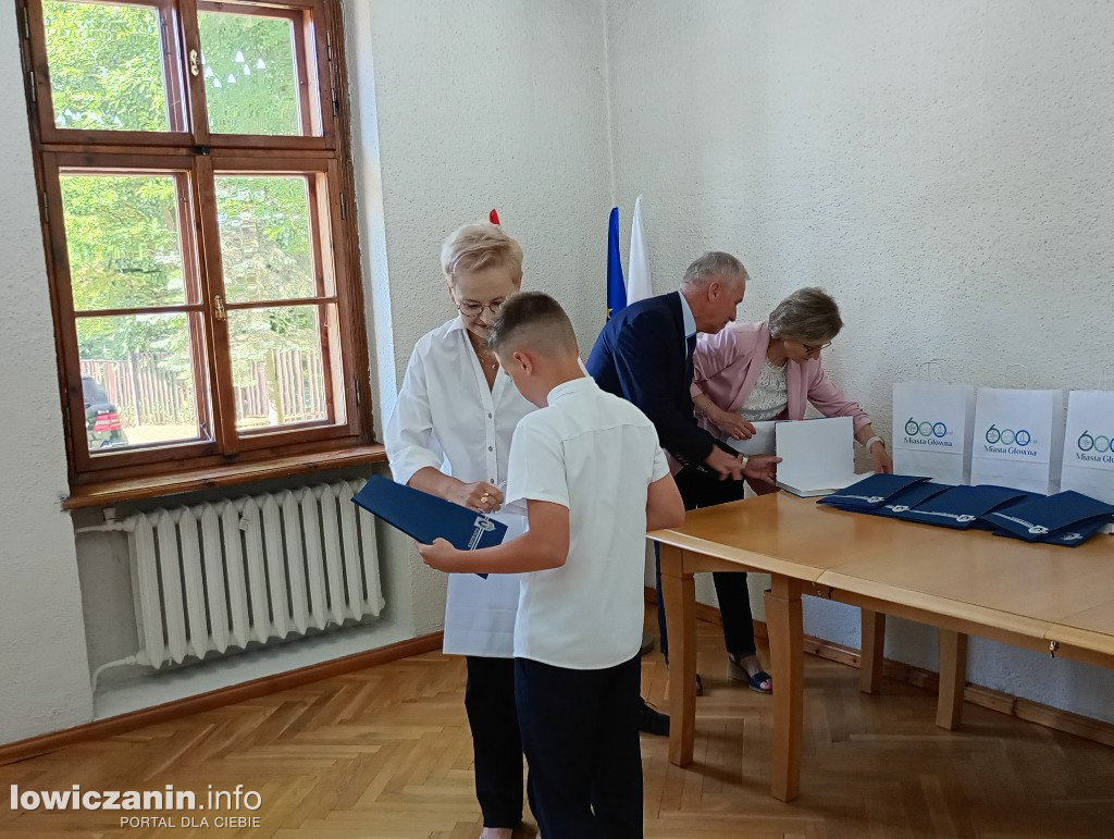 Głowno. Najlepsi uczniowie odebrali nagrody