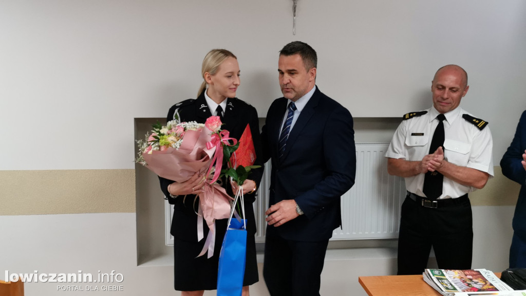  Druhna z OSP Karsznice Duże Paulina Koza doceniona na sesji  RG Chąśno