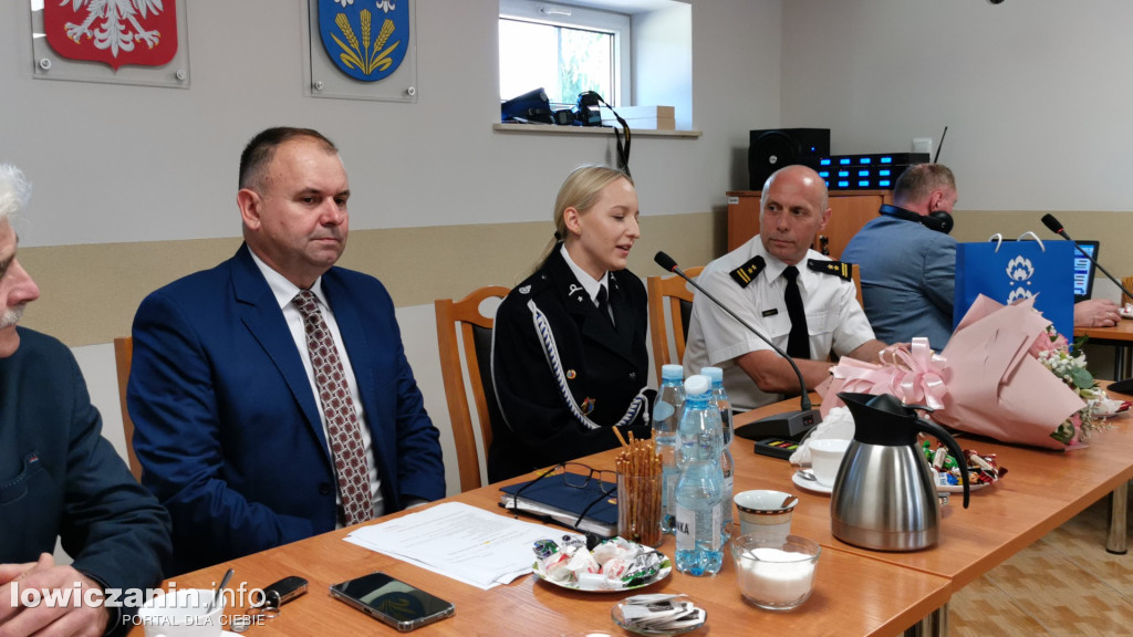  Druhna z OSP Karsznice Duże Paulina Koza doceniona na sesji  RG Chąśno