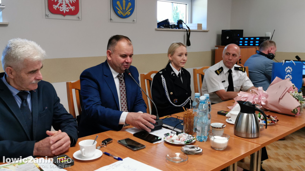  Druhna z OSP Karsznice Duże Paulina Koza doceniona na sesji  RG Chąśno