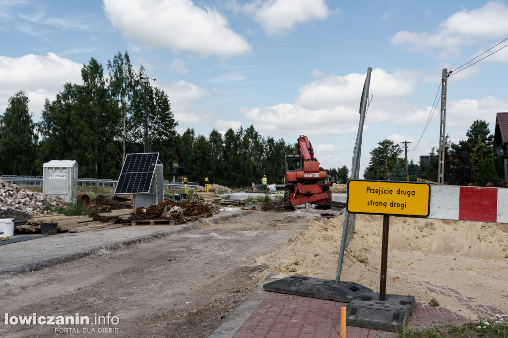 Półmetek prac na drodze wojewódzkiej nr 704 w Nowych Grudzach i Gzince