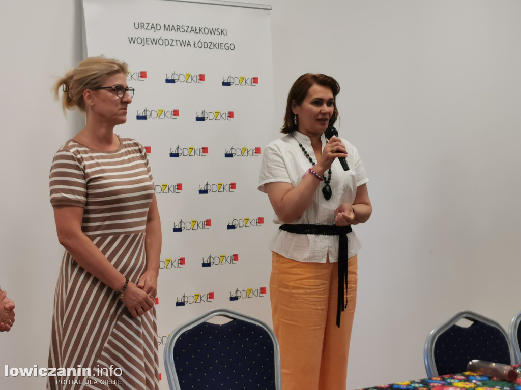 11 gmin z regionu podpisało umowy na rozwój sołectw i infrastrukturę