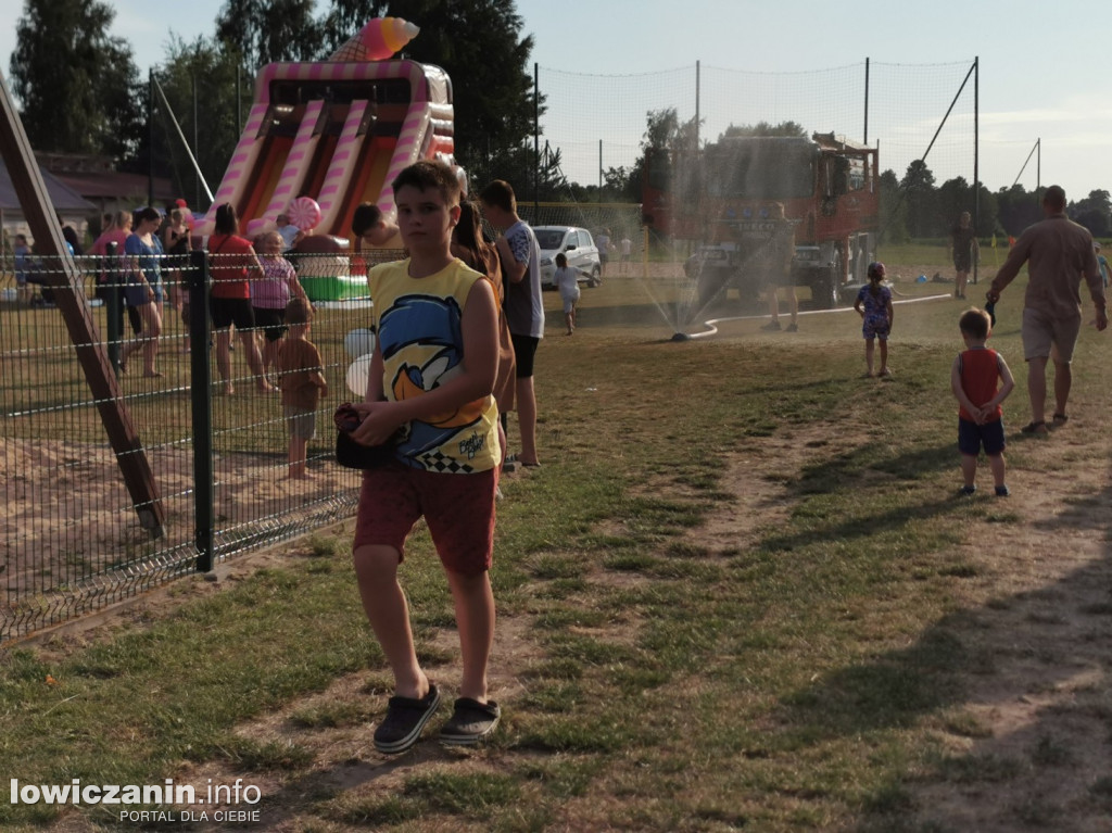 Gm. Łyszkowice. Letni Piknik Rodzinny w Gzince