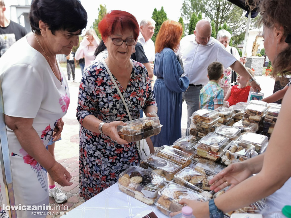 Bobrowniki. Kiermasz ciast dla Agaty z Zielkowic