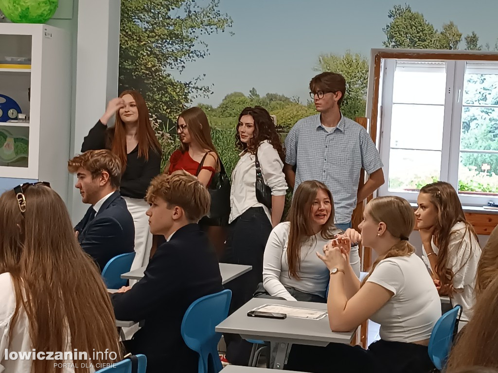 Maturzyści odebrali świadectwa w Pijarskim LO
