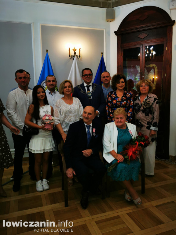 Uroczystość Złotych Godów w łowickim ratuszu