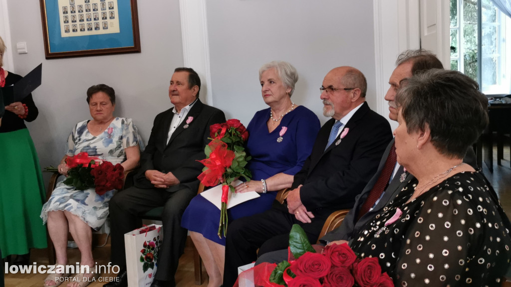 Uroczystość Złotych Godów w łowickim ratuszu