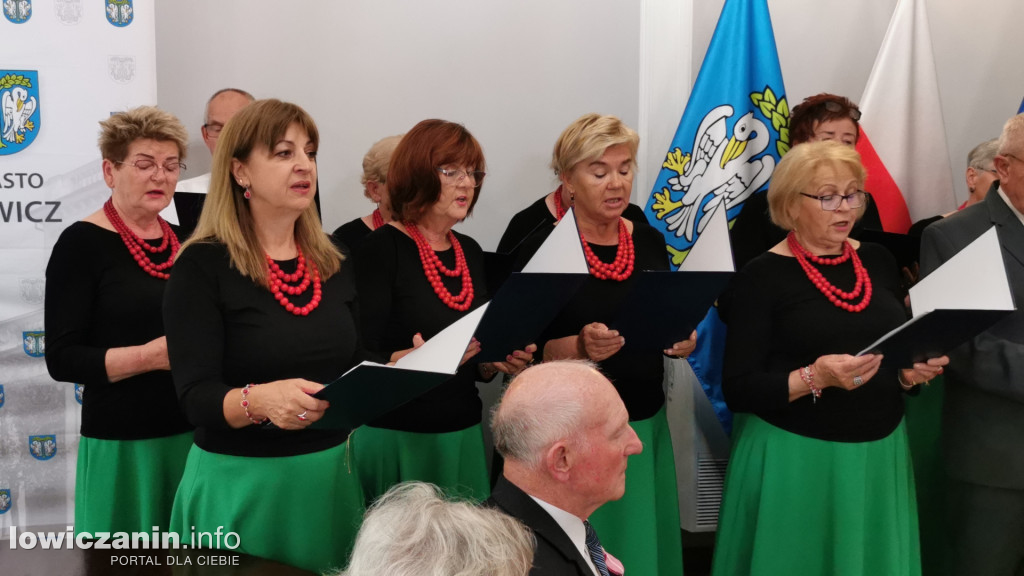 Uroczystość Złotych Godów w łowickim ratuszu