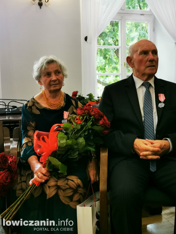 Uroczystość Złotych Godów w łowickim ratuszu