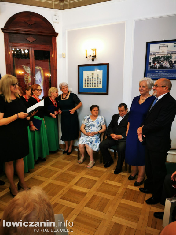 Uroczystość Złotych Godów w łowickim ratuszu
