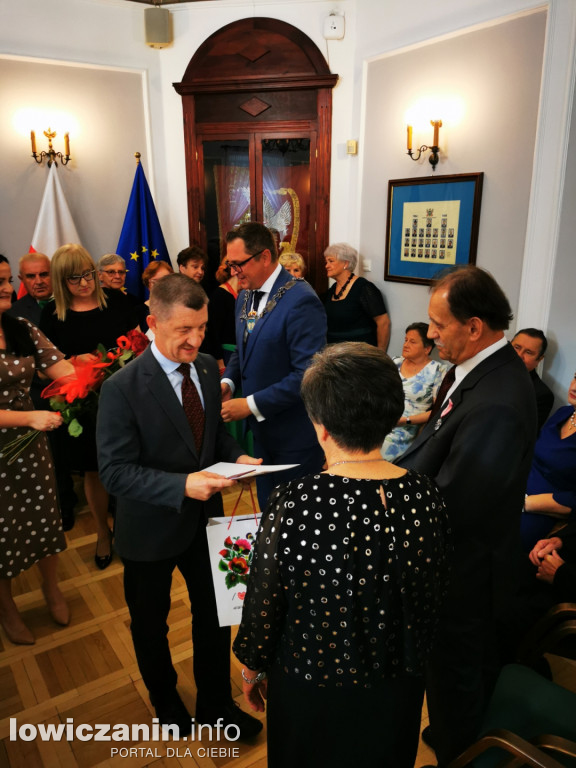Uroczystość Złotych Godów w łowickim ratuszu