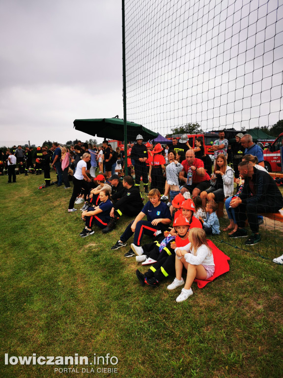 Rywalizacja drużyn OSP z gminy Kocierzew Południowy