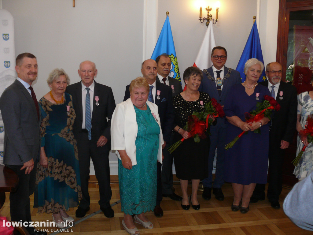 Uroczystość Złotych Godów w łowickim ratuszu
