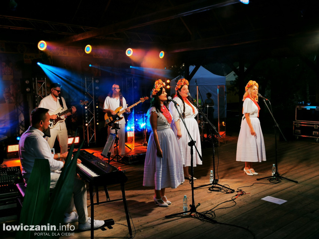 Łowickie Żniwa. Koncert zespołów: Tulia i Turnioki