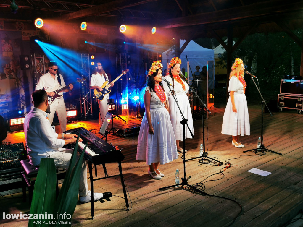 Łowickie Żniwa. Koncert zespołów: Tulia i Turnioki