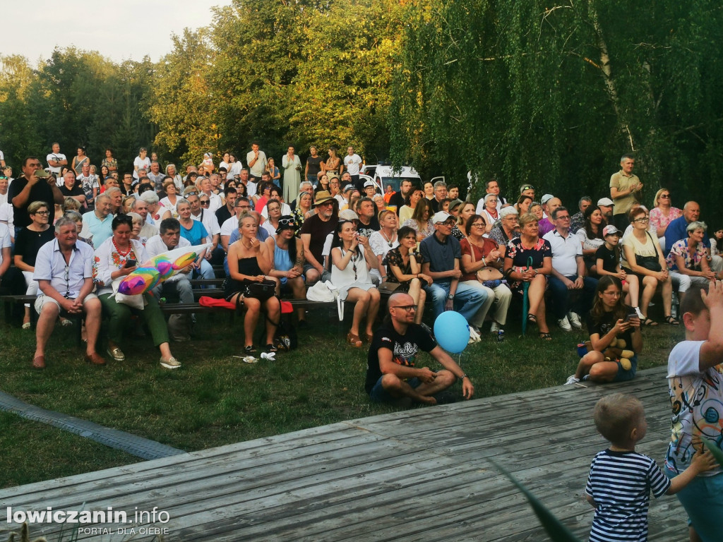 Łowickie Żniwa. Koncert zespołów: Tulia i Turnioki