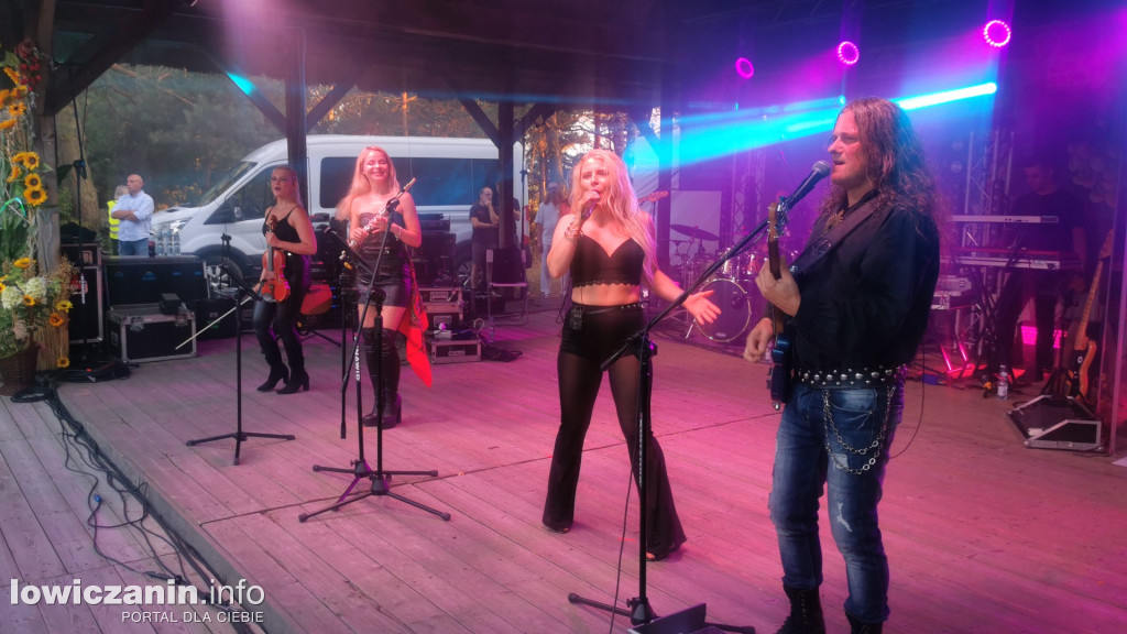 Łowickie Żniwa. Koncert zespołów: Tulia i Turnioki
