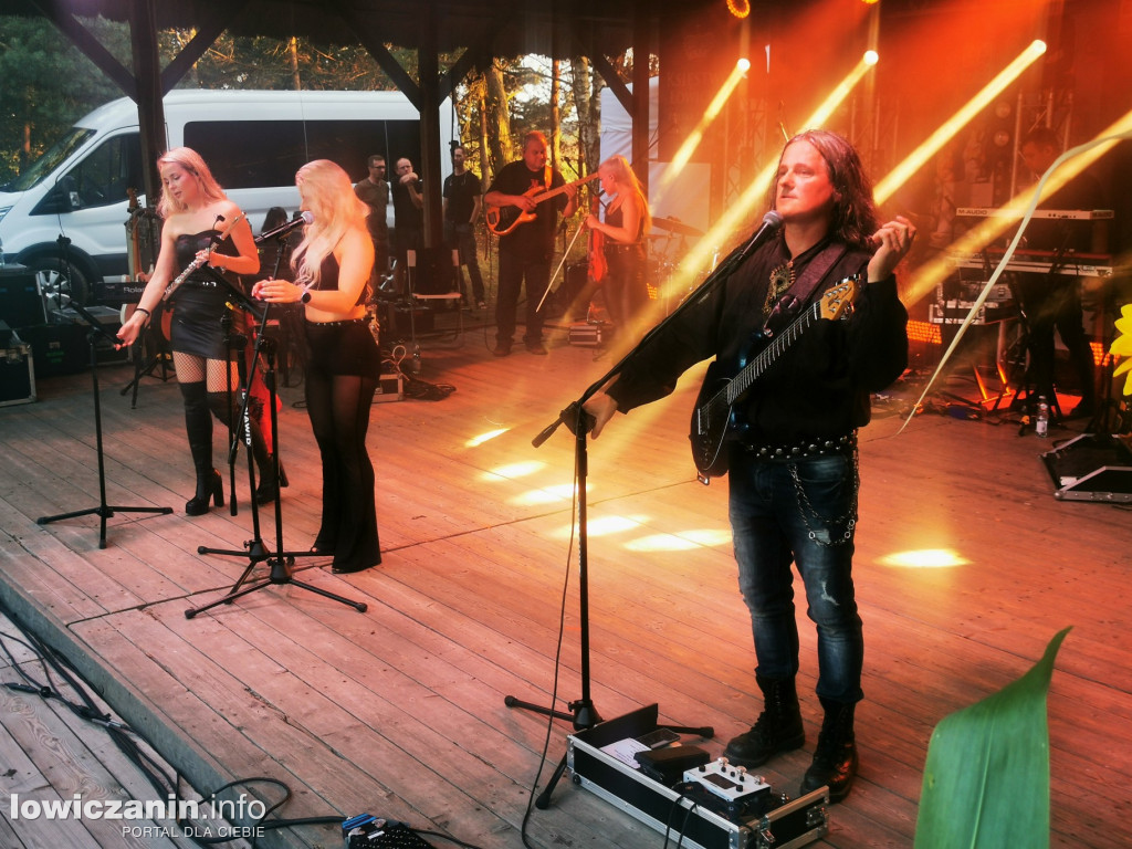 Łowickie Żniwa. Koncert zespołów: Tulia i Turnioki