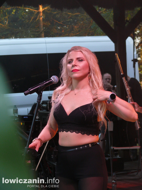 Łowickie Żniwa. Koncert zespołów: Tulia i Turnioki