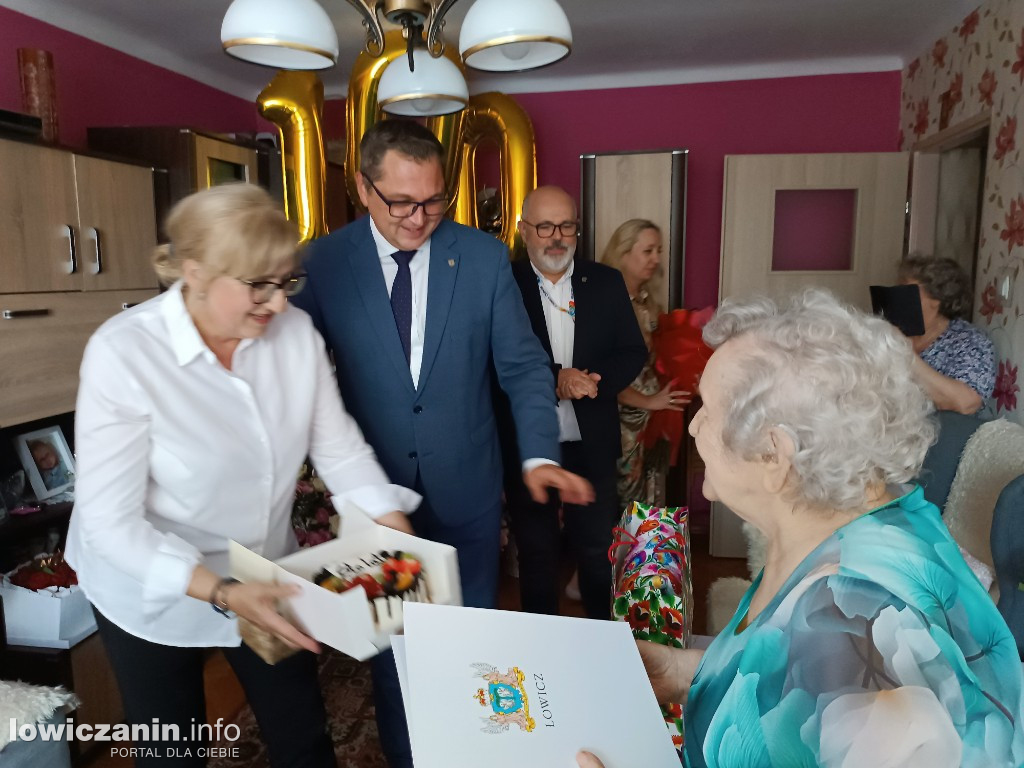 Łowicz. 100 lat pani Ireny Wesołowskiej