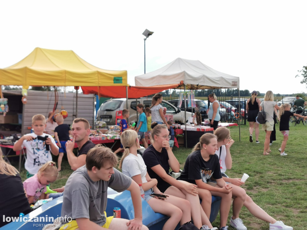 Rodzinny piknik sportowy w Woli Mąkolskiej