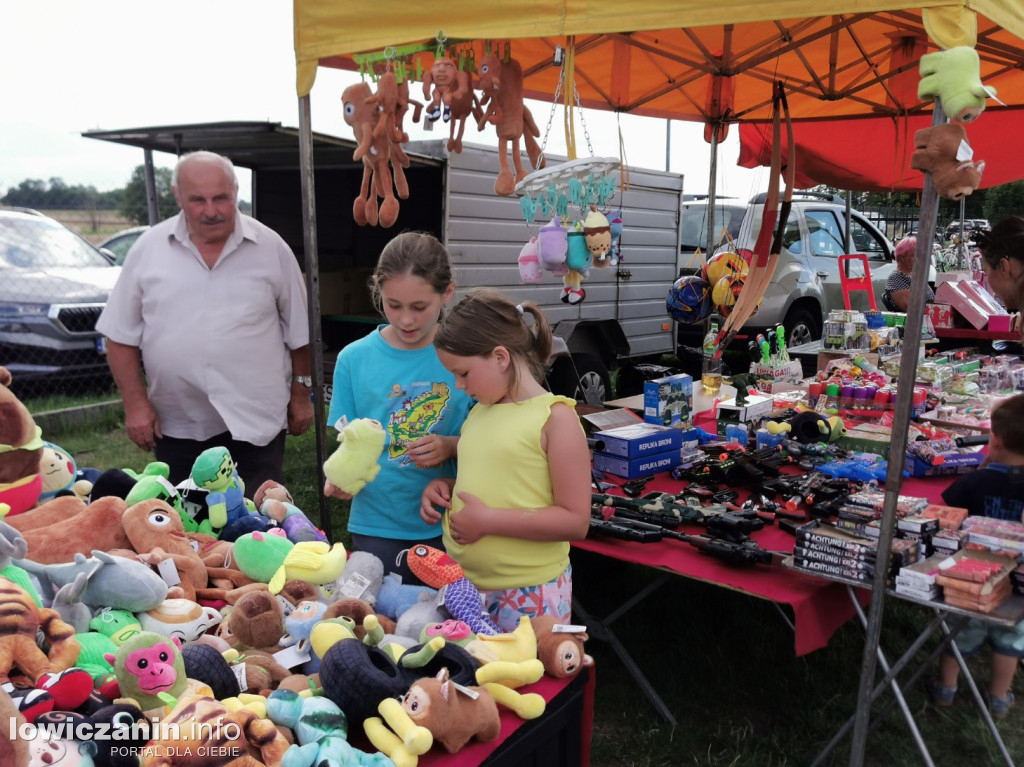 Rodzinny piknik sportowy w Woli Mąkolskiej