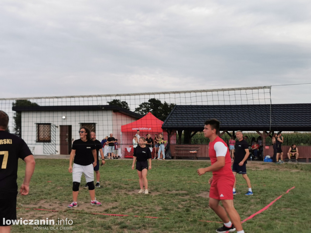 Rodzinny piknik sportowy w Woli Mąkolskiej