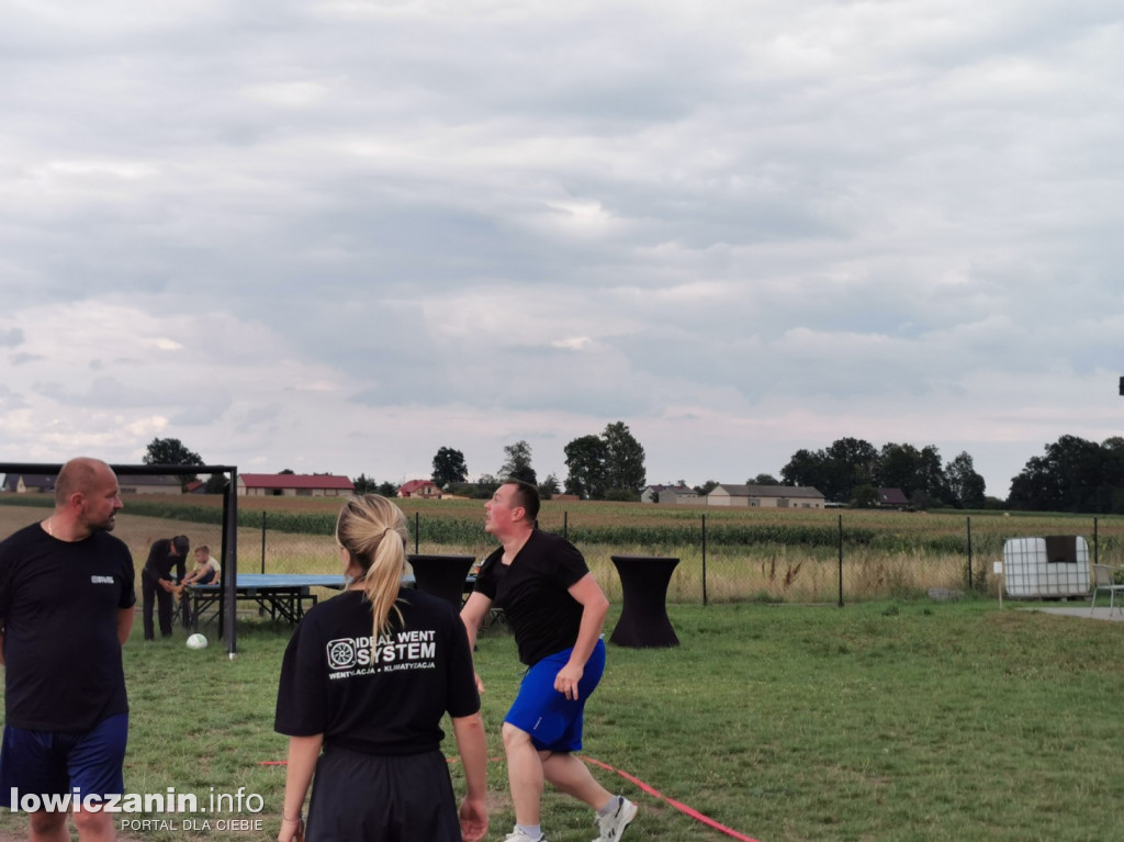 Rodzinny piknik sportowy w Woli Mąkolskiej