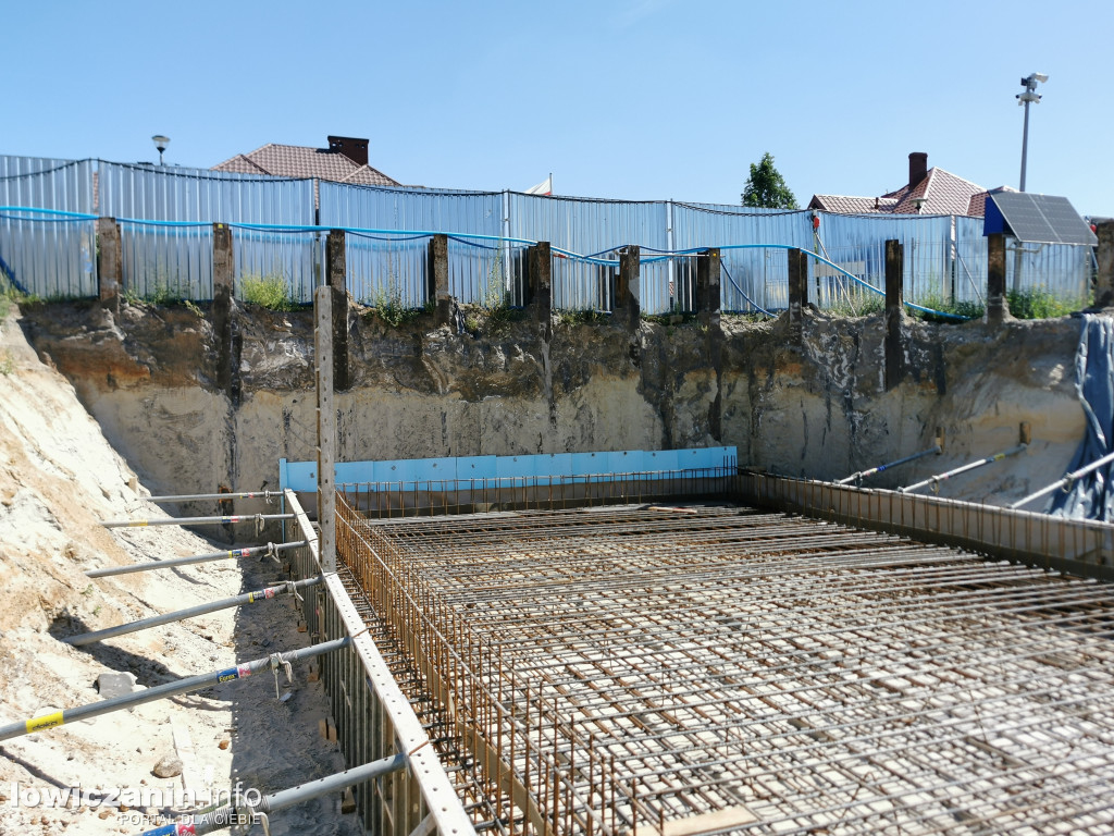Rosną spółdzielcze bloki na Bratkowicach