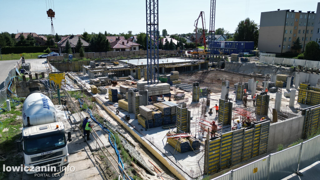 Rosną spółdzielcze bloki na Bratkowicach