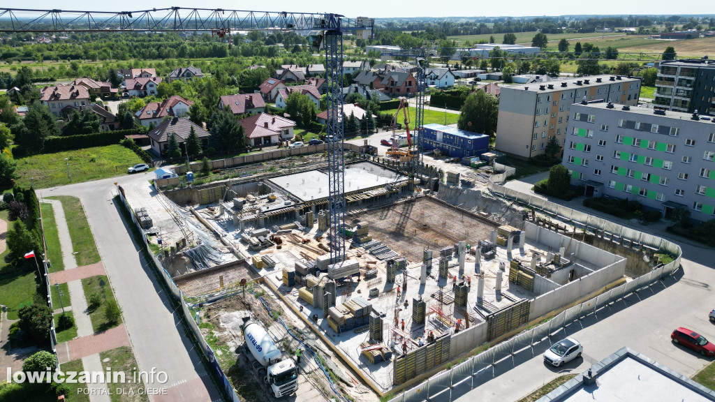 Rosną spółdzielcze bloki na Bratkowicach