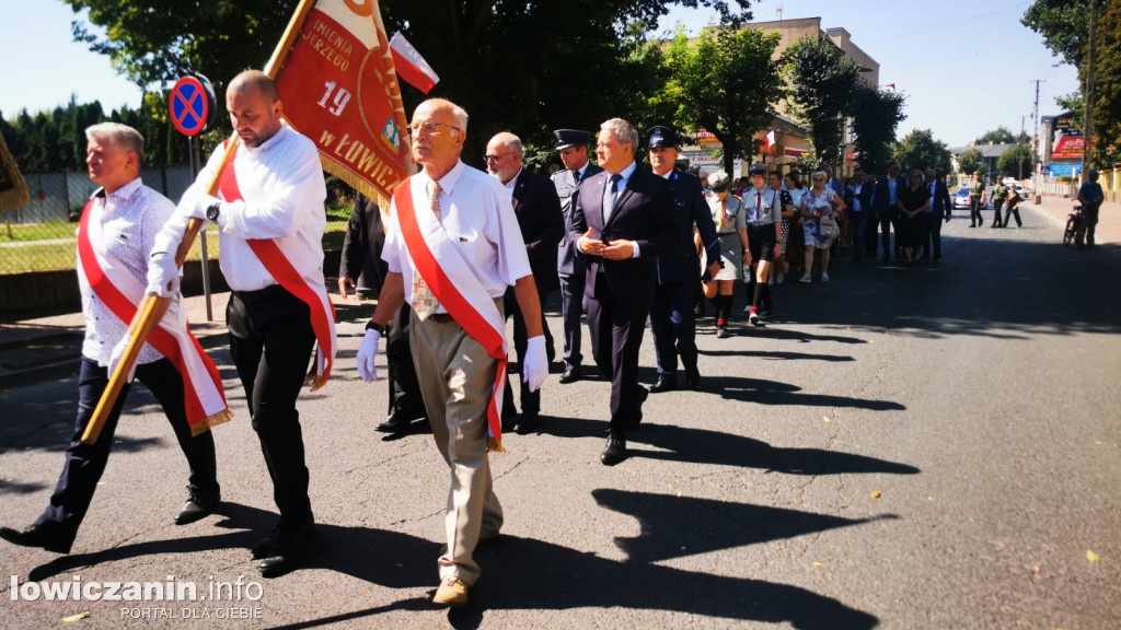 Uroczystości patriotyczne pod pomnikiem Piłsudskiego