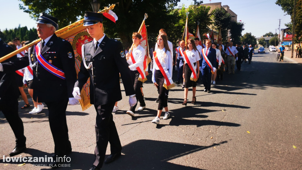 Uroczystości patriotyczne pod pomnikiem Piłsudskiego