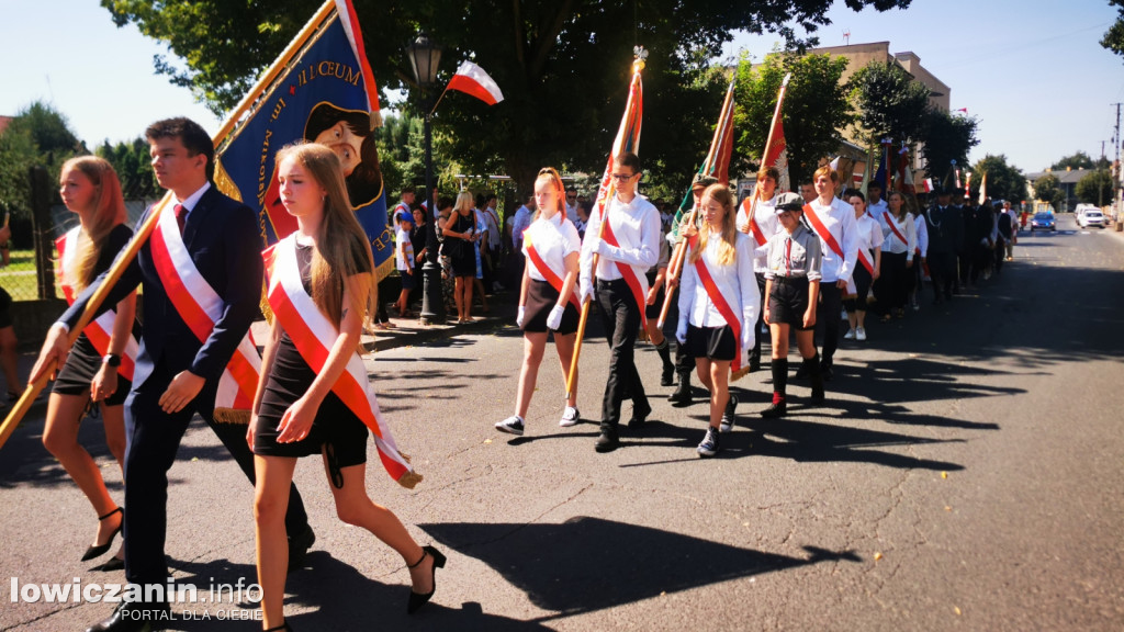Uroczystości patriotyczne pod pomnikiem Piłsudskiego