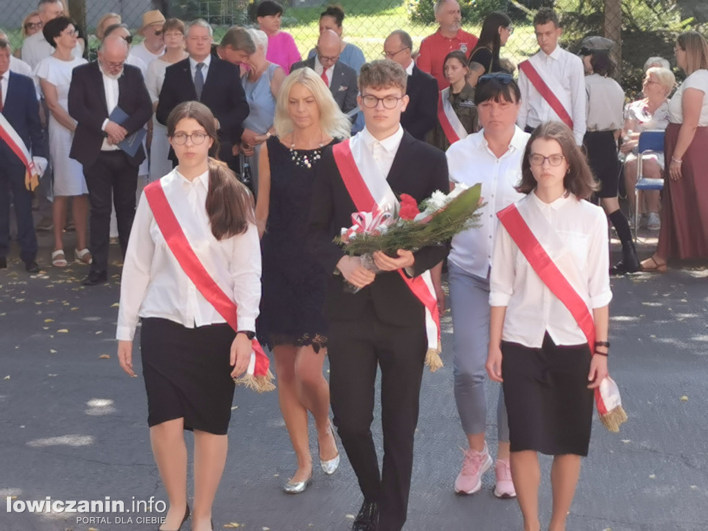 Uroczystości patriotyczne pod pomnikiem Piłsudskiego